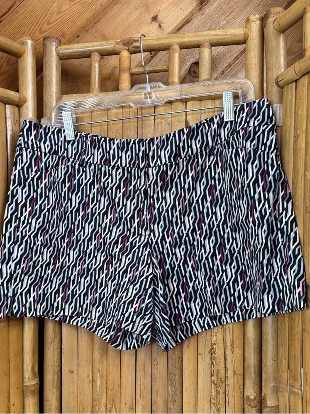 Woven Geometric Print Women's Shorts - Black & White with Pink Accents